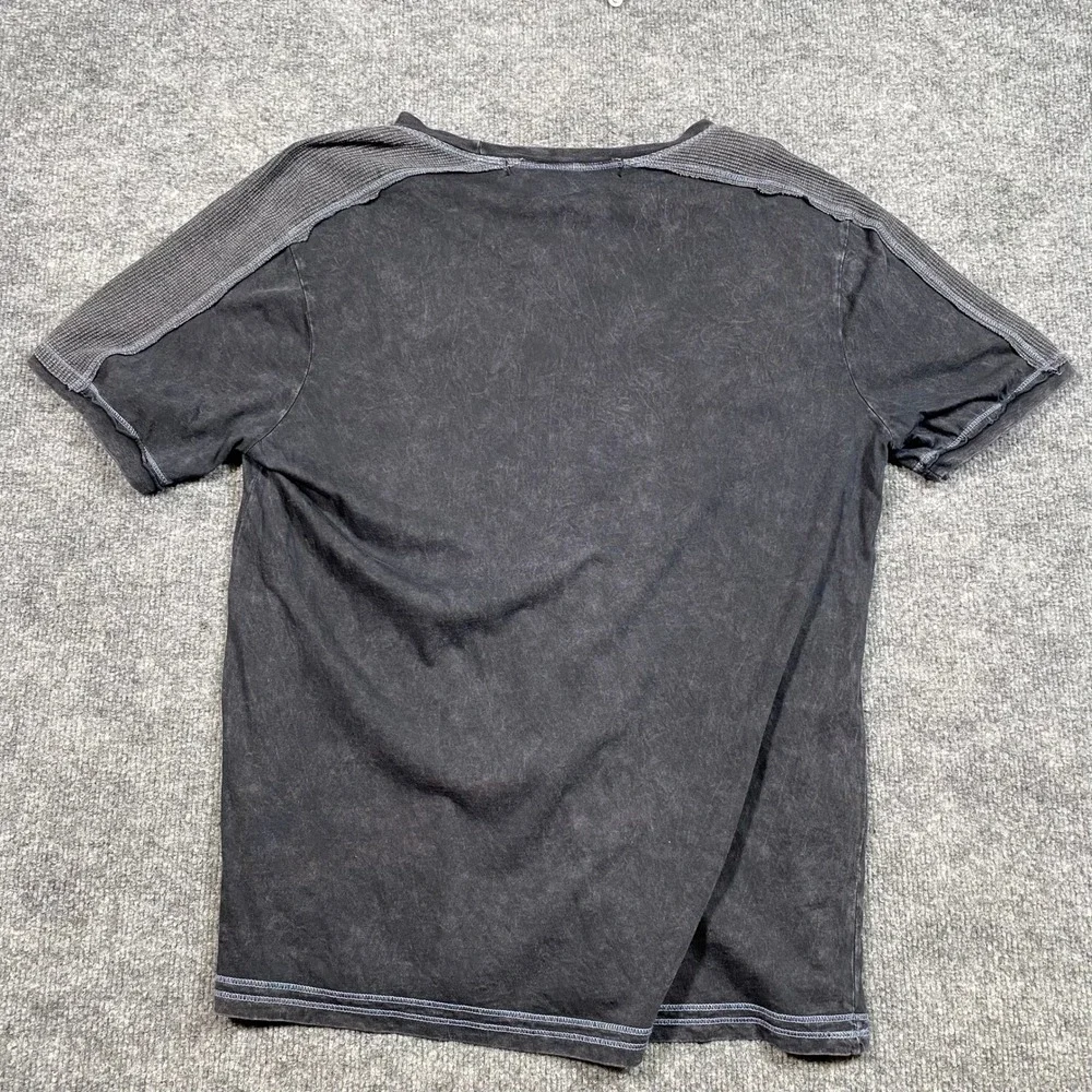 Guess Jeans Vintage 1981 Skull Graphic T-Shirt Mens Large Faded Black Y2K USA - Picture 2 of 7